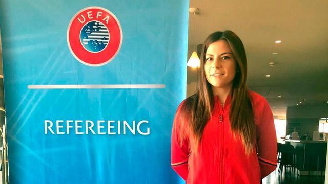 Zulema, durante un curso de la UEFA. // FDV
