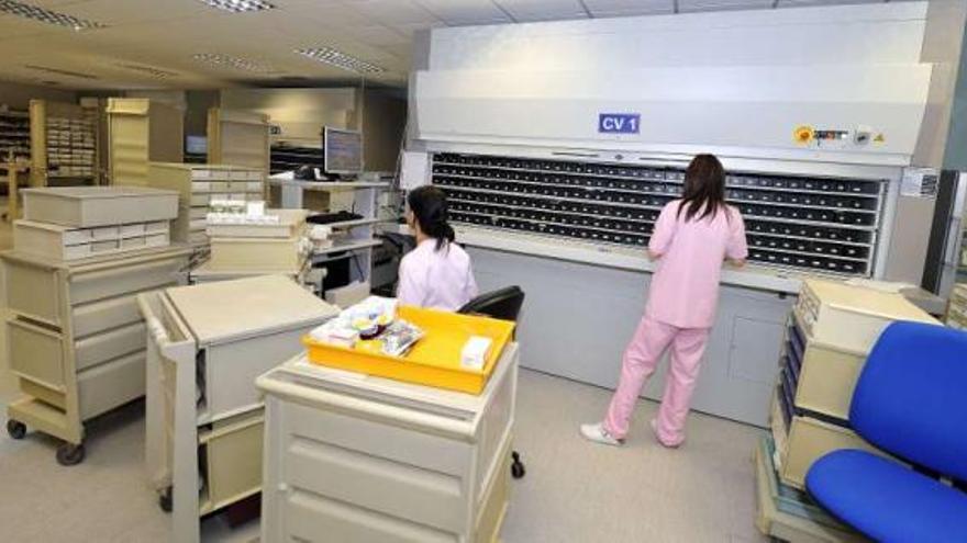 Farmacia del complejo hospitalario de Ourense.  // FdV