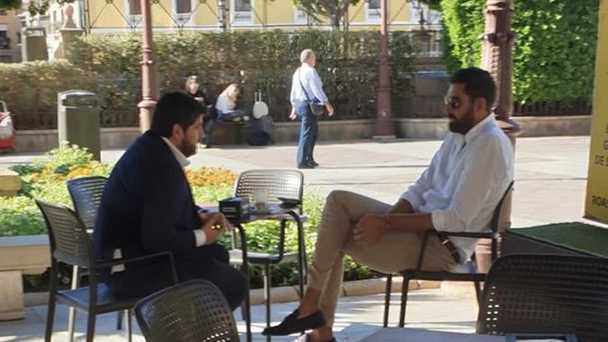 López Miras y José Ángel Antelo, hoy en la Glorieta de Murcia