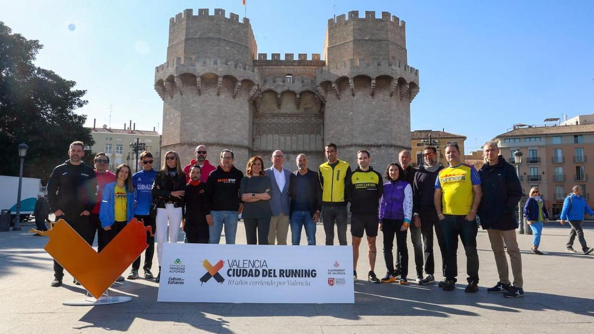 Los clubes de atletismo, la Fundación Trinidad Alfonso y el Ayuntamiento de Valencia celebran el décimo aniversario de Valencia Ciudad del Running