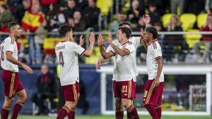 La selección celebra el gol de Oyarzabal a pase de Cubarsí
