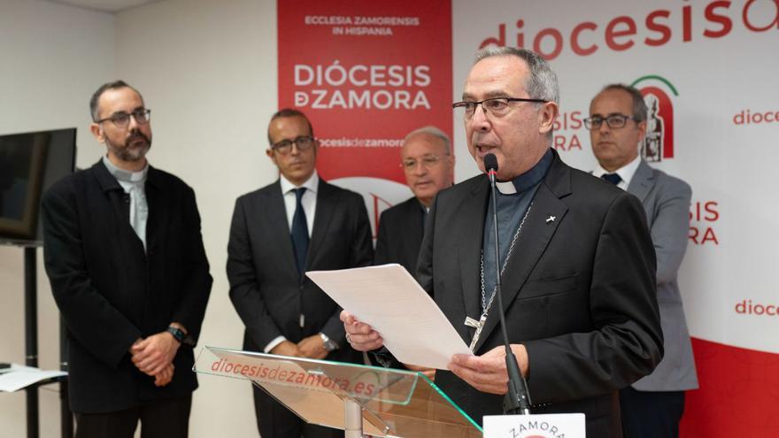 Los premios San Atilano reconocen la labor de José María Calvo y Maribel Escribano