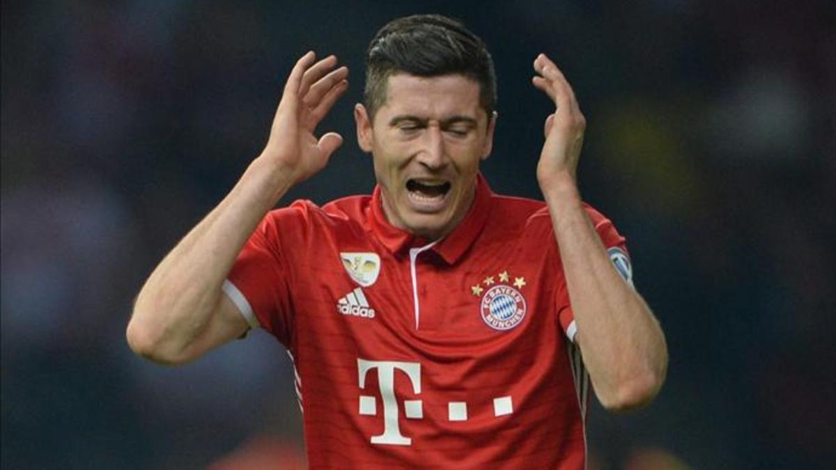 Lewandowski tiene contrato con el Bayern hasta 2019