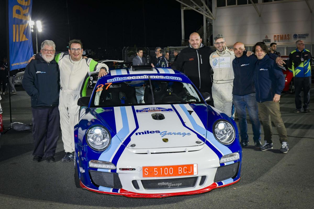 La tercera posición fue para los valencianos Roberto Tolosa y Vicente Salom con el Porsche 997 GT Cup.