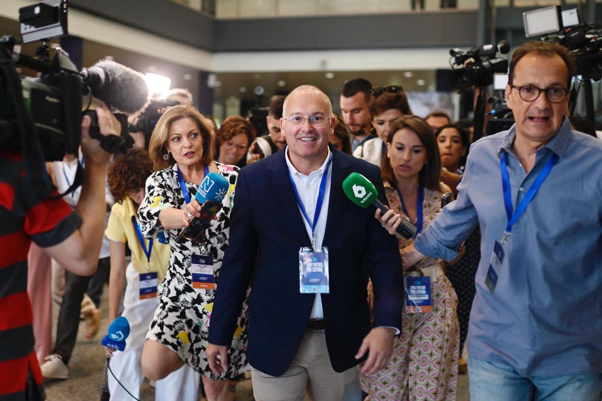Miguel Tellado: El PSOE está en descomposición. La renuncia de Salazar es la prueba más evidente