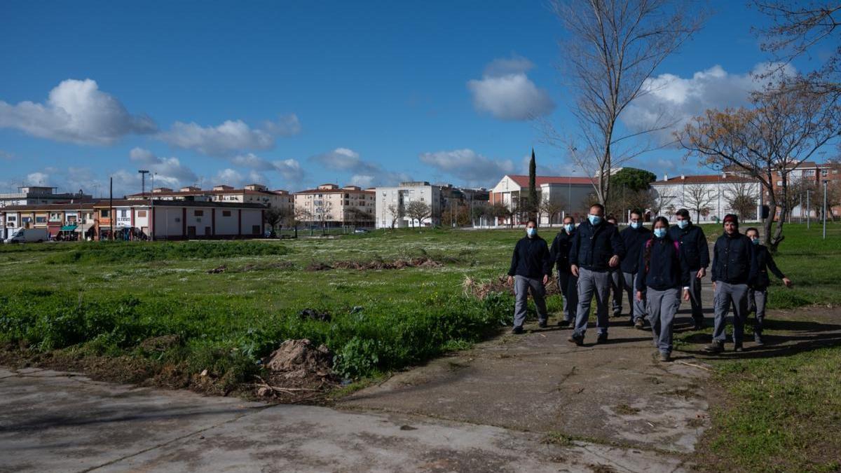 La empresa Eulen construirá los primeros 50 huertos urbanos municipales de Badajoz