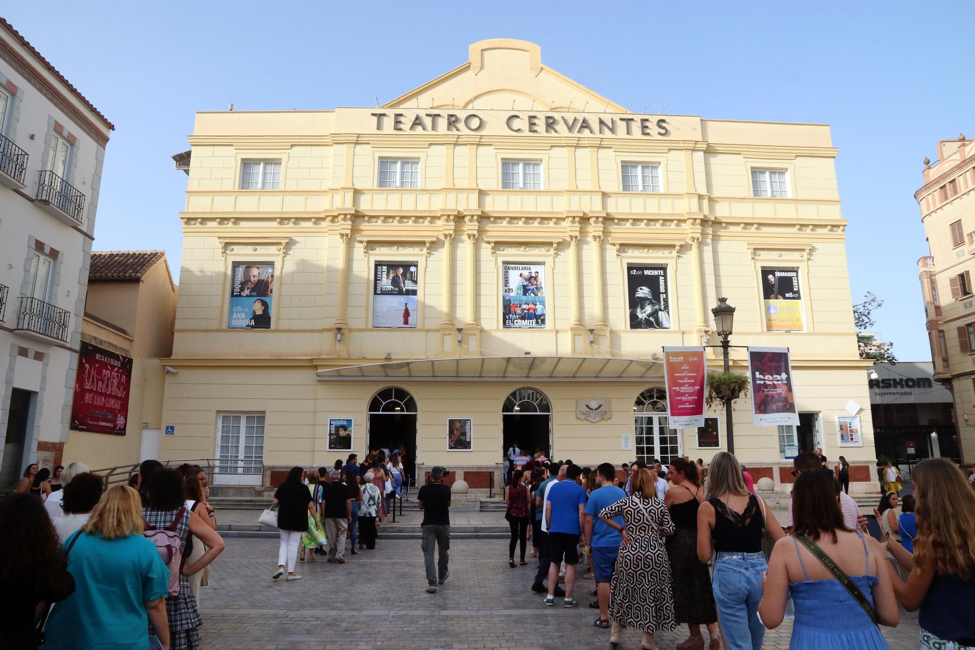 Las imágenes del concierto de Pablo Alborán en el Teatro Cervantes