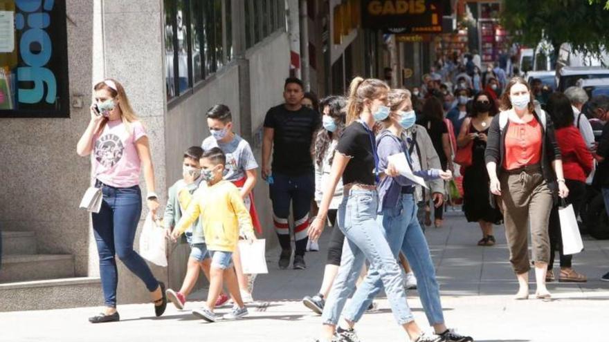 Casi la mitad de los residentes en Santiago nació fuera de la ciudad