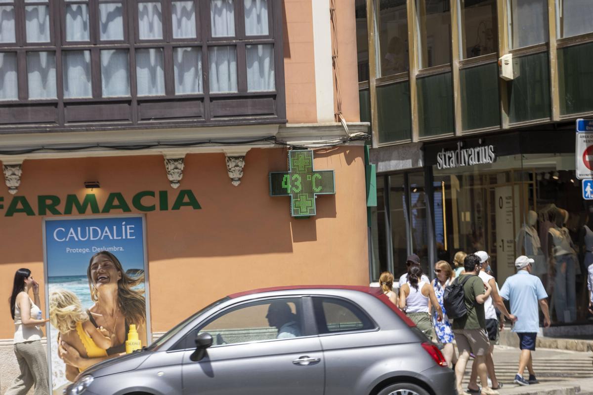 Así vive Mallorca la primera ola de calor del verano