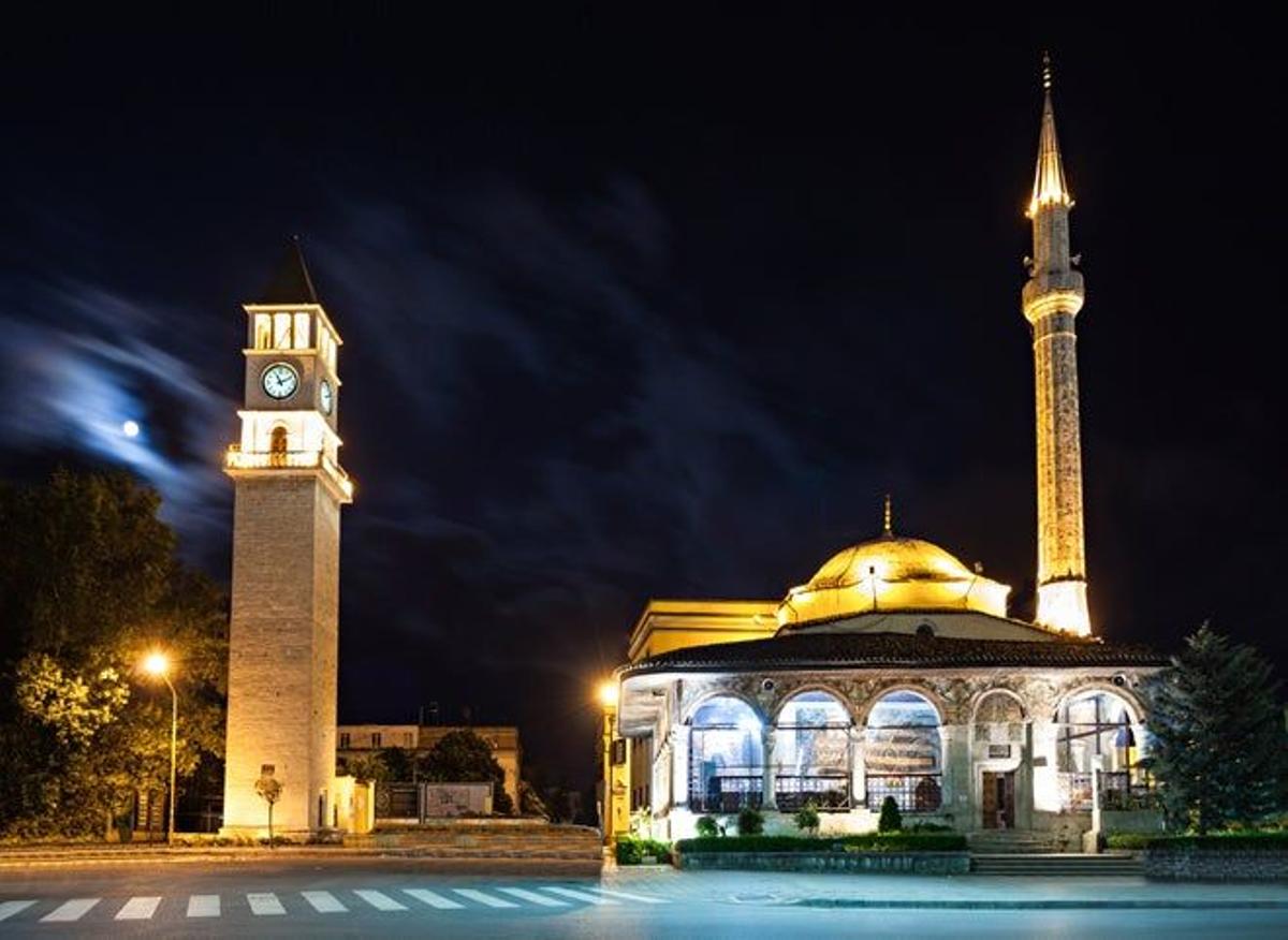 Torre del Reloj y mezquita Et'hem Bey