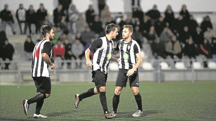 El Almazora vuelve a vencer a ritmo de goleada al Segorbe