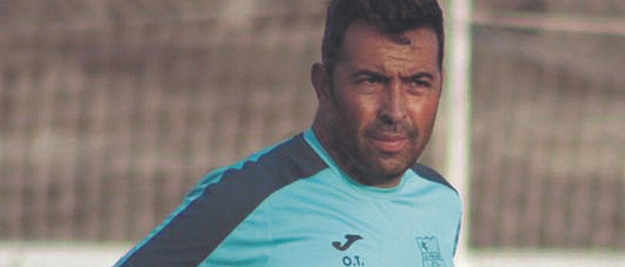 Óscar Troya durante un entrenamiento de pretemporada.