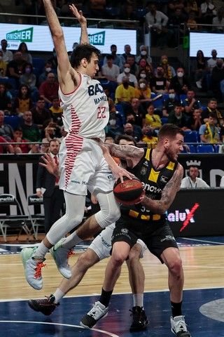 Partido Lenovo Tenerife - BAXI Manresa de Liga Endesa