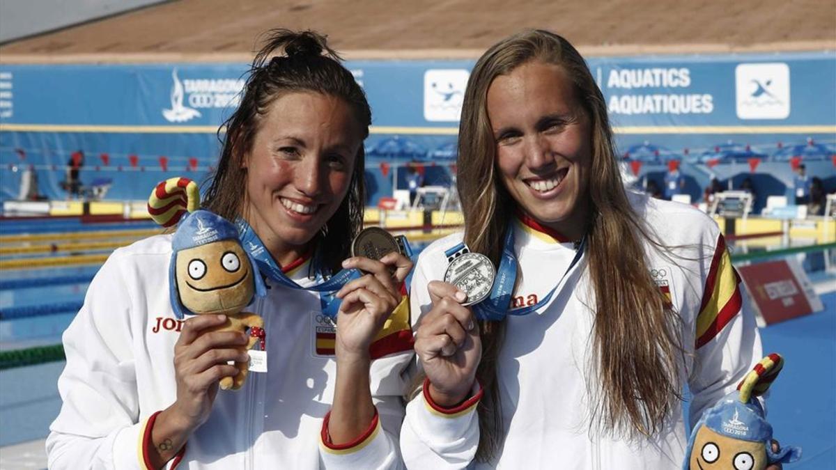 Jessica Vall y Marina García con sus medallas