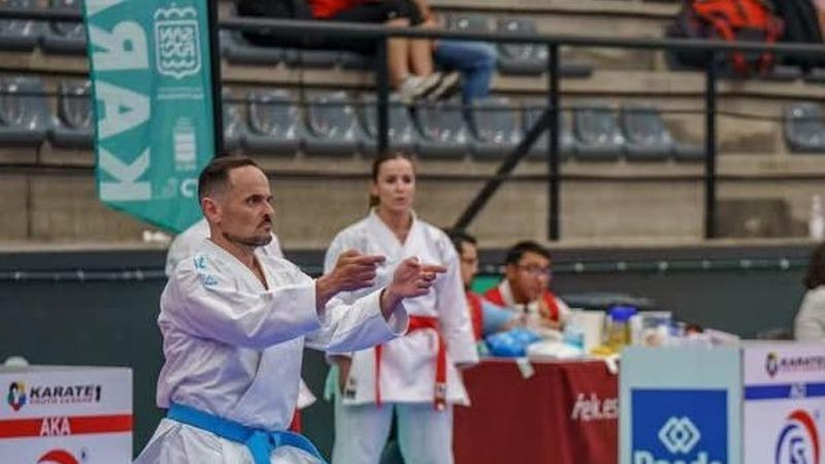 josé magadan realiza un ejercicio en el Campeonato de España