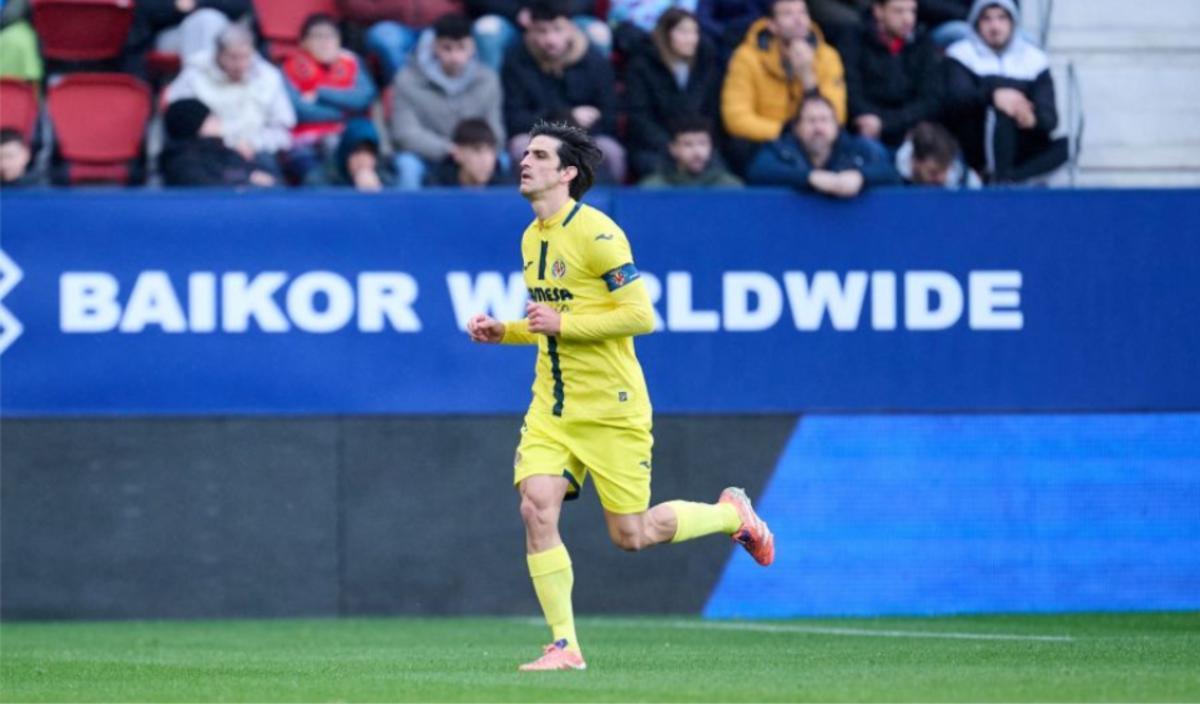 Gerard Moreno, durante el encuentro ante el Osasuna en El Sadar