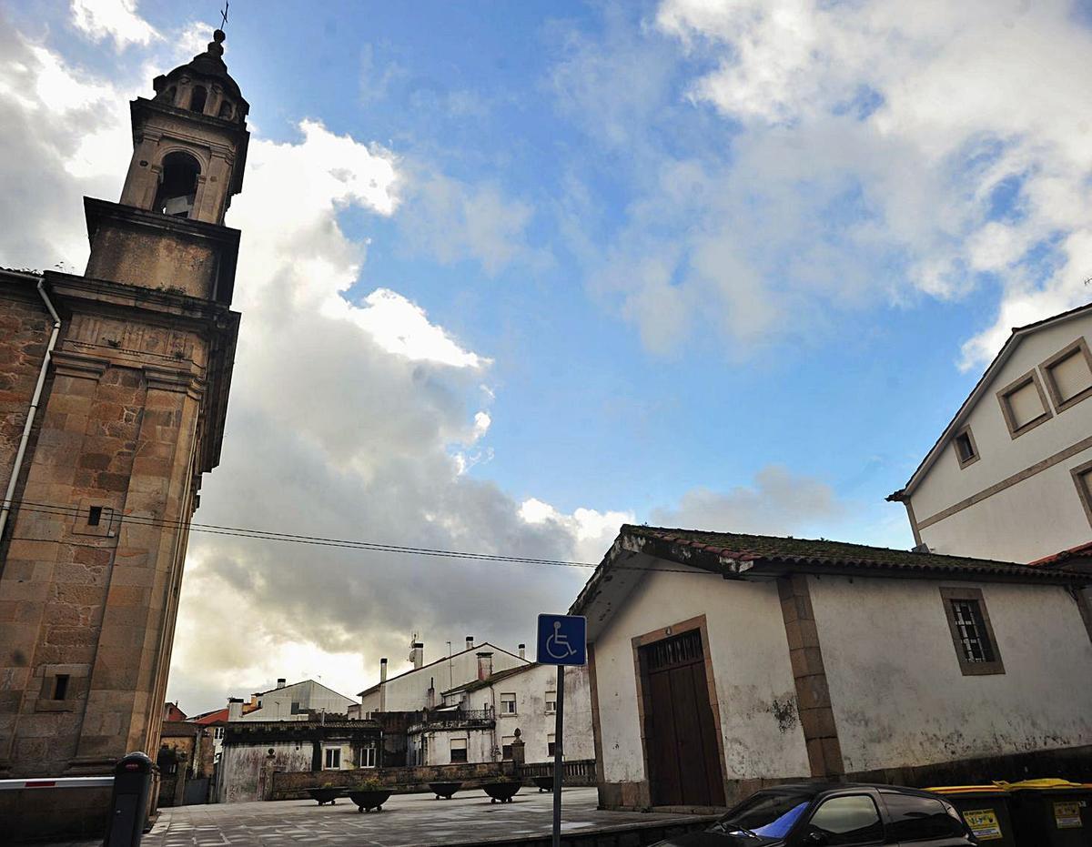Casa de Fábrica de la parroquia de San Julian de Pontecesurs. | // IÑAKI ABELLA
