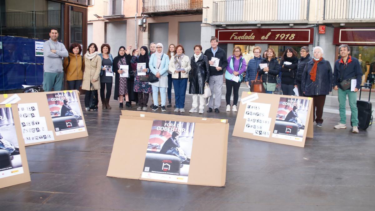 La protesta a Ripoll de Càritas per demanar més habitatge social