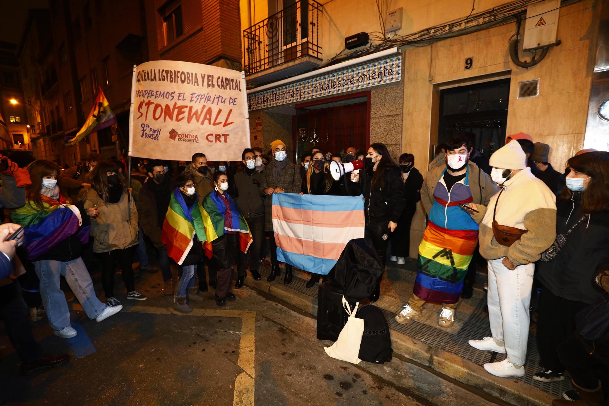 Protesta LGTBI contra las agresiones homófobas en Zaragoza