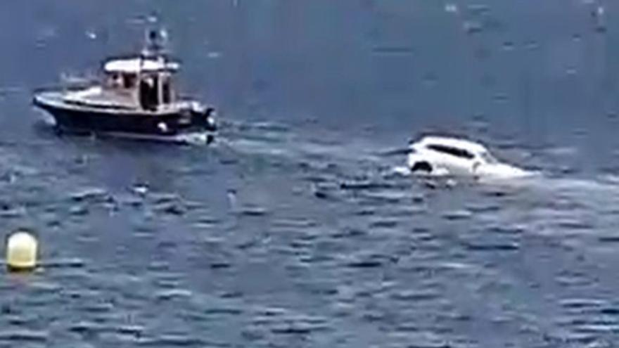 Un nuevo coche cae al mar en Canarias