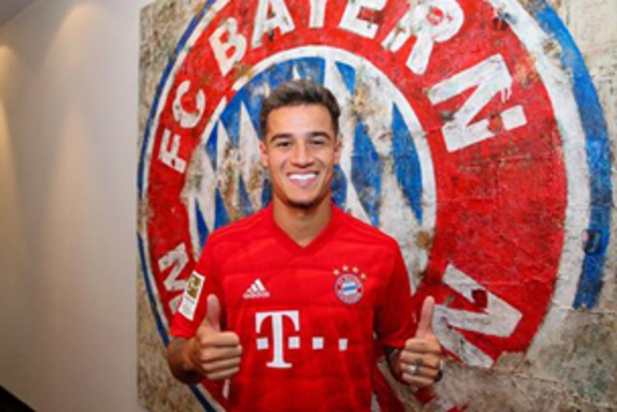 Cou, feliz con la camiseta del Bayern