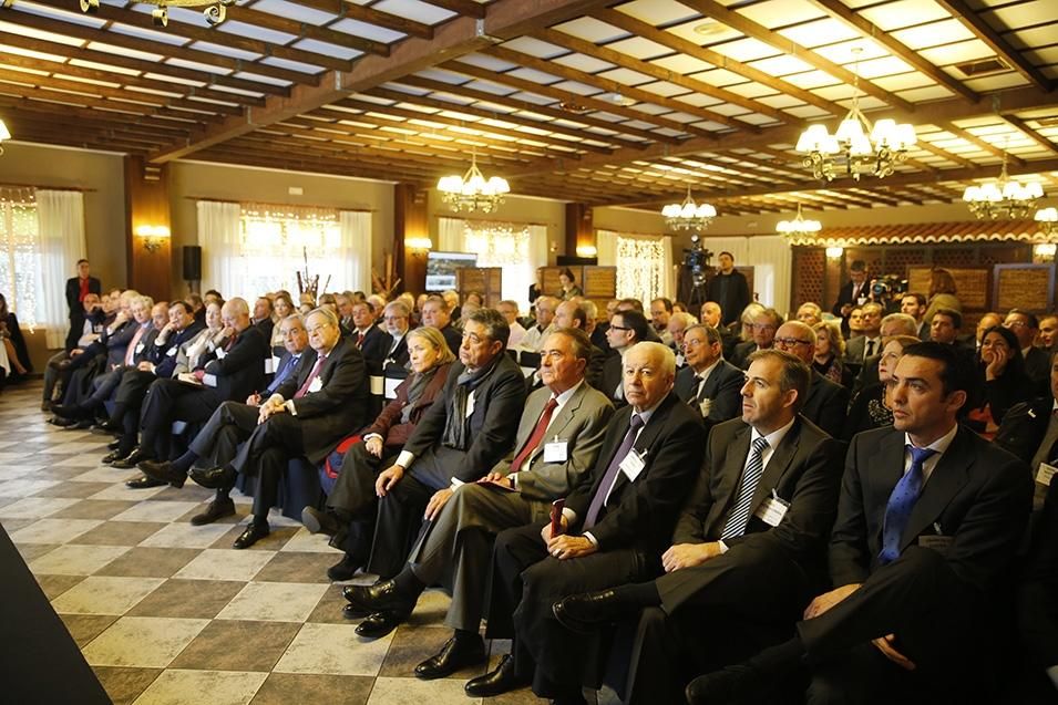 Reunión de AVE en Sax para reivindicar el corredor mediterráneo