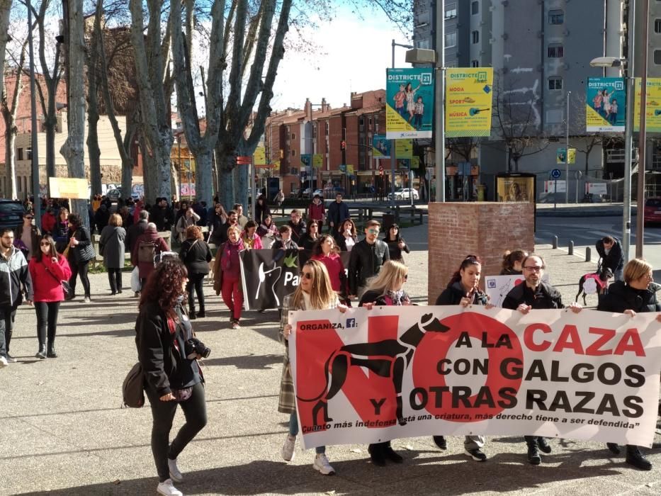 Manifestació contra la caça a Girona