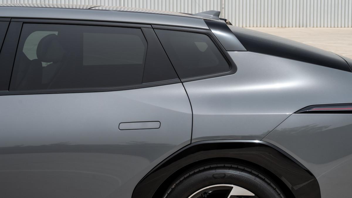 Tirador enrasado del Kia EV4