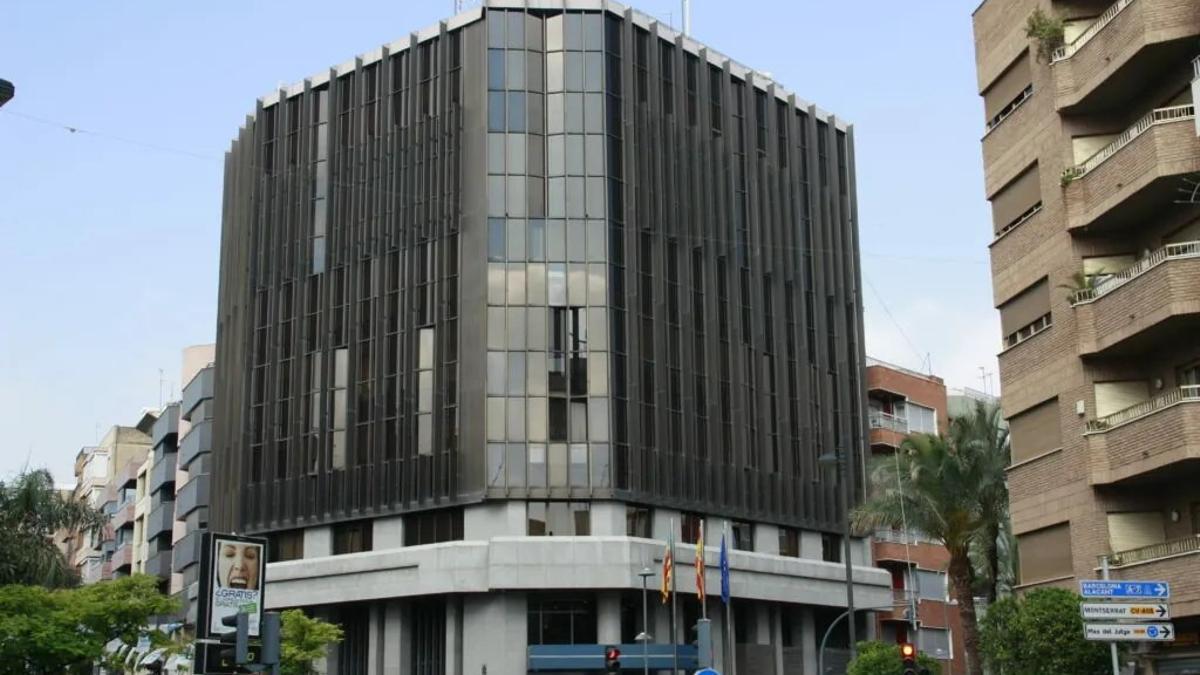 Una foto reciente del Ayuntamiento de Torrent.