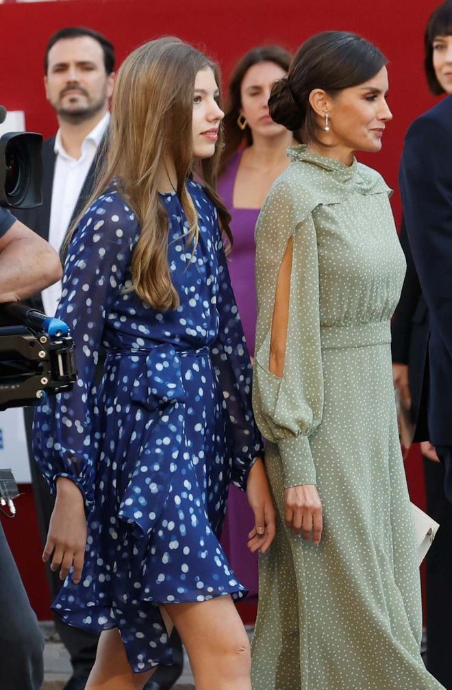 Los vestidos de lunares de la infanta Sofía y la reina Letizia para el Día de la Hispanidad 2022