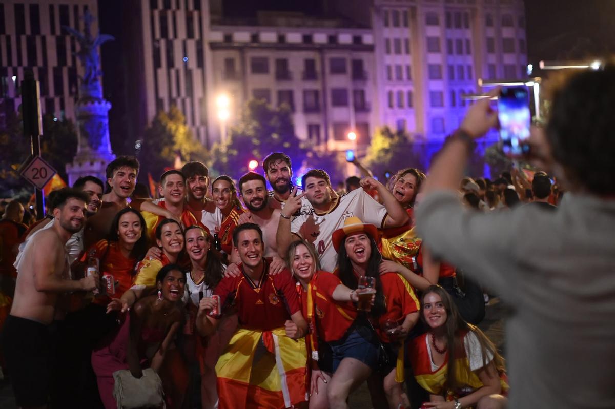 En imágenes | Zaragoza celebra el triunfo de España en la final del Mundial