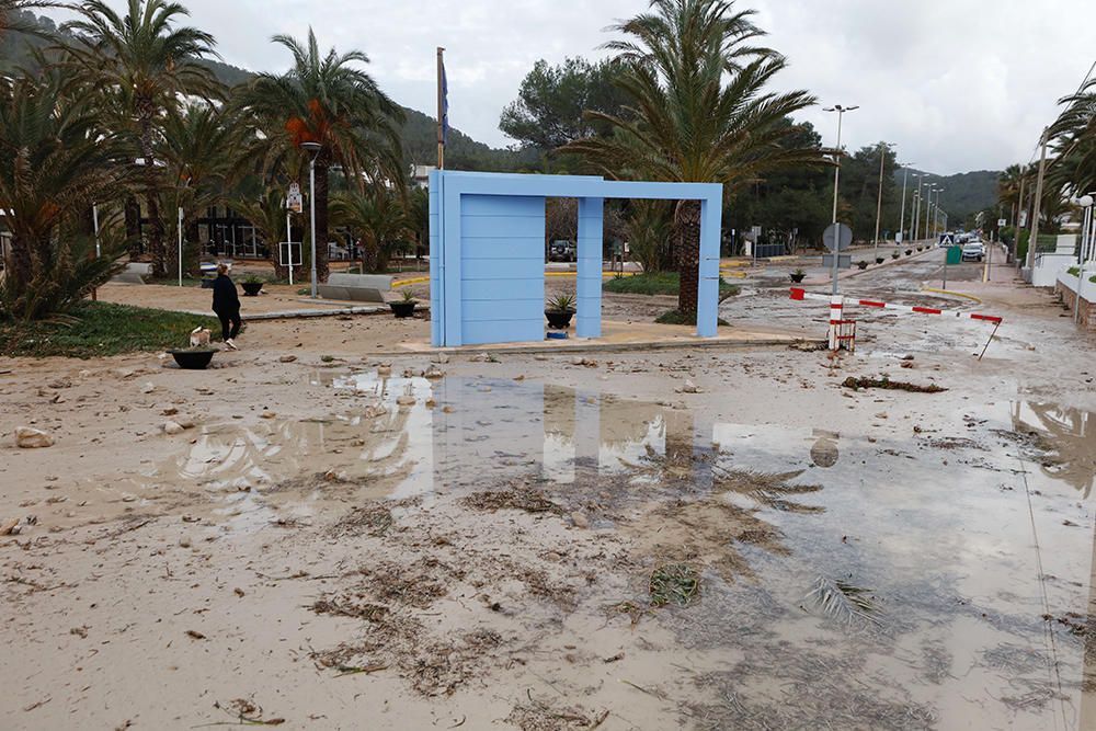 Temporal en el Port de Sant Miquel.