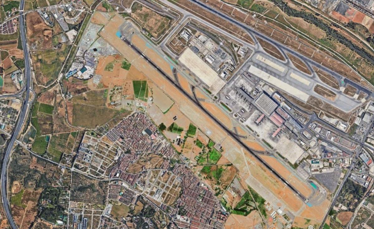 Una imagen aérea del aeropuerto de Málaga.