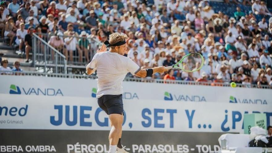 Davidovich tumba con solvencia a Dimitrov en Santa Ponça