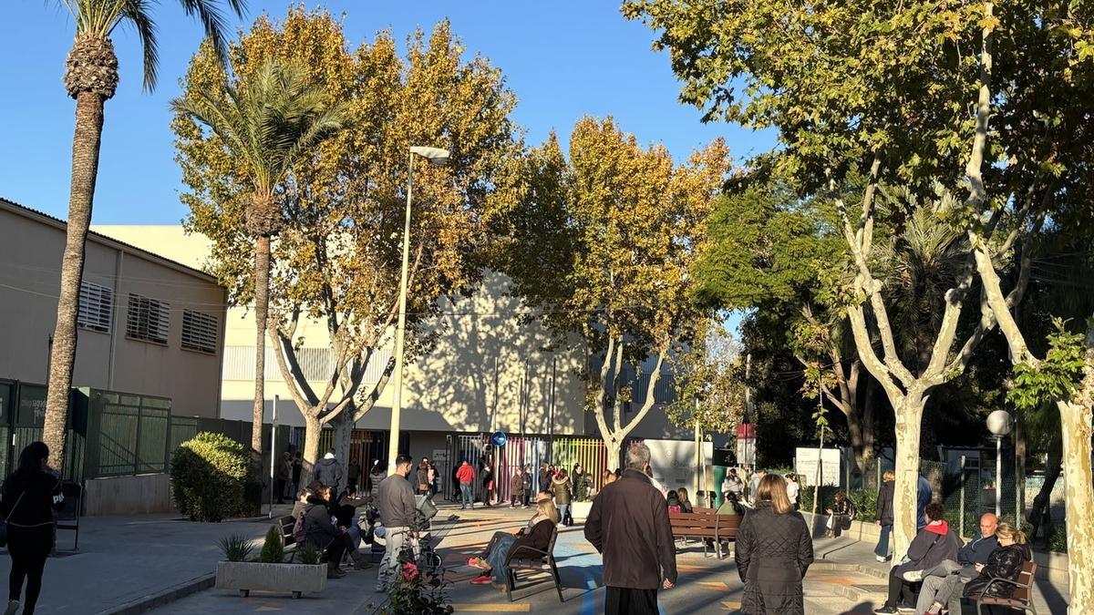 La calle Teruel de Manises restringida al tráfico