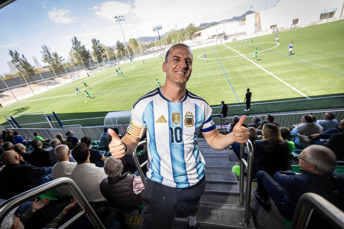 Dimitar Belchef en el partido del Cornellà.