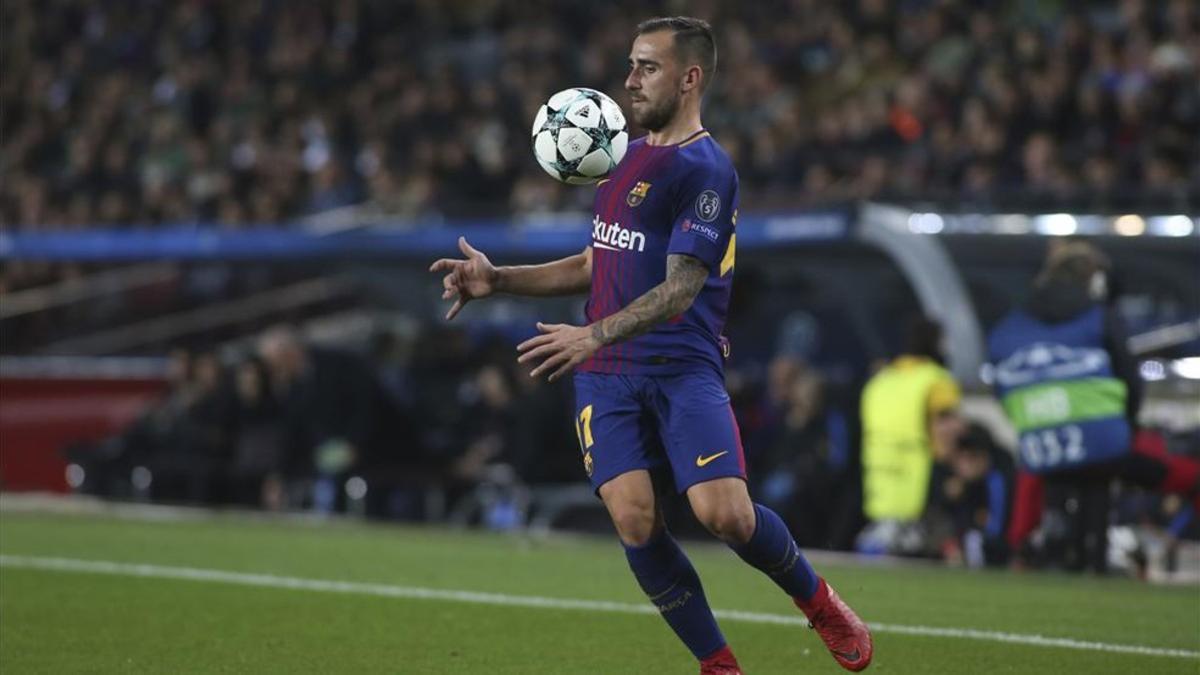 Alcácer, en un partido con el Barcelona