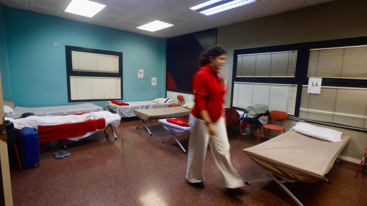Los albergues sociales de València se quedan sin camas por el temporal de frío
