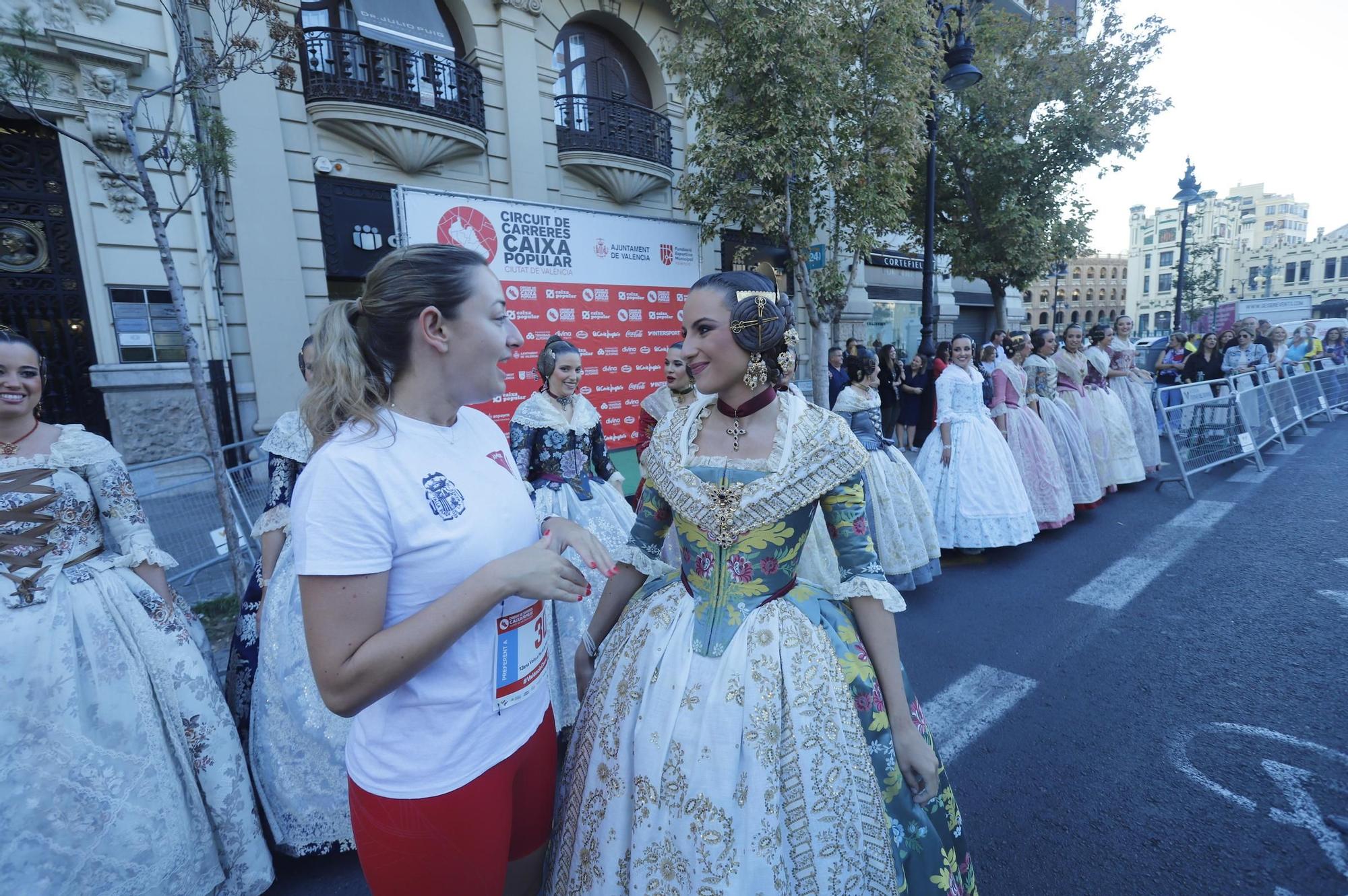 Búscate en la Volta a Peu a Les Falles