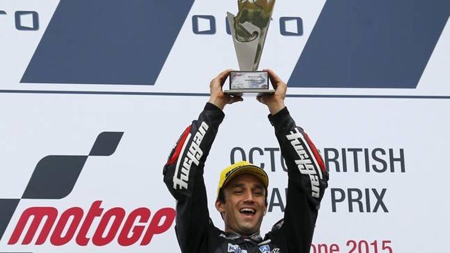 Zarco refuerza su candidatura en Moto2 al arrasar en el GP de Inglaterra