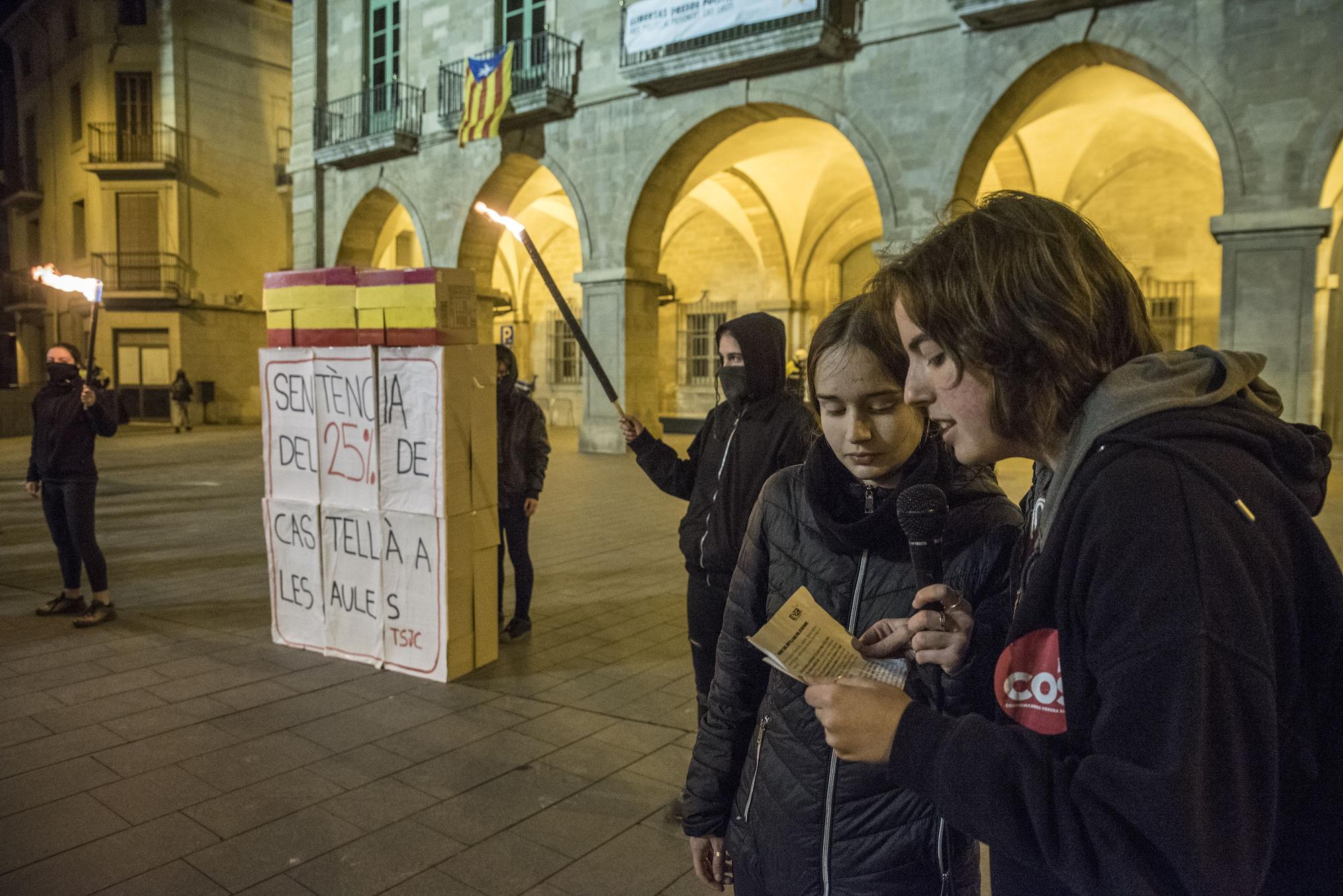 Manifestació a Manresa en defensa de l'escola en català