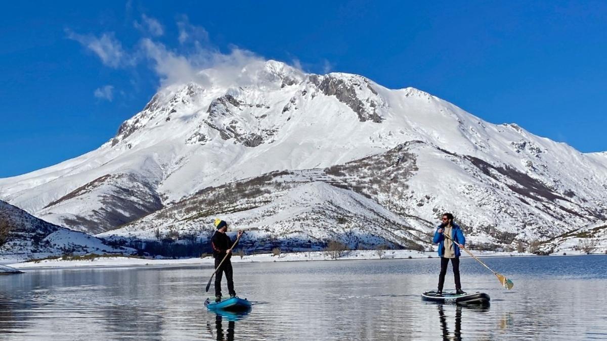 El pico Espigüete, desde el embalse de Camporredondo