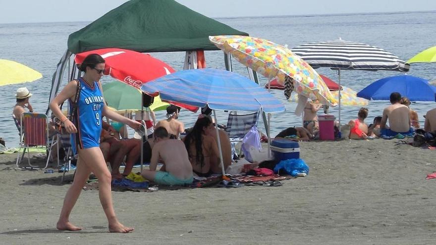 Las playas del término municipal de Vélez Málaga estarán listas para este periodo vacacional.
