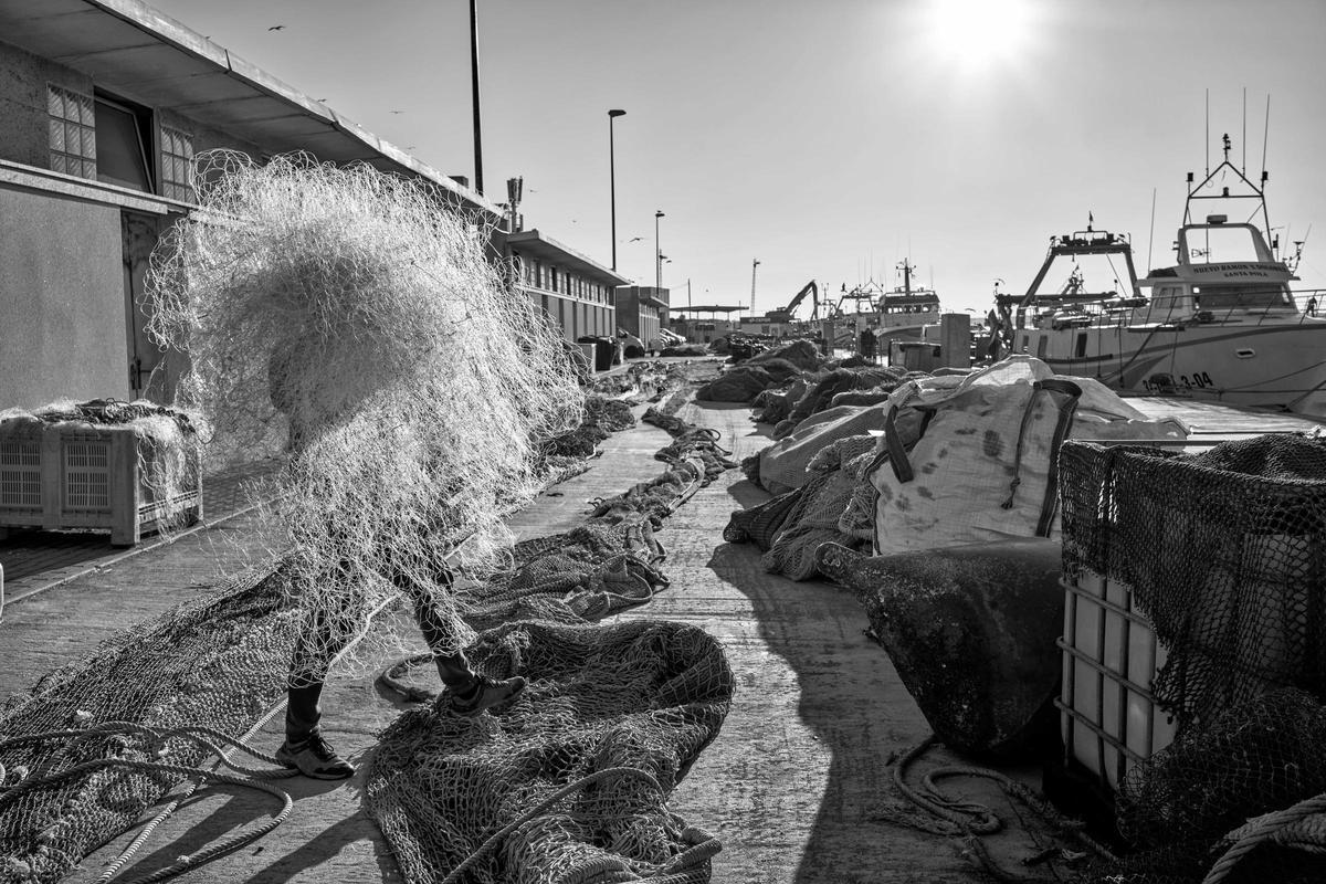 Trabajos portuarios en Santa Pola.