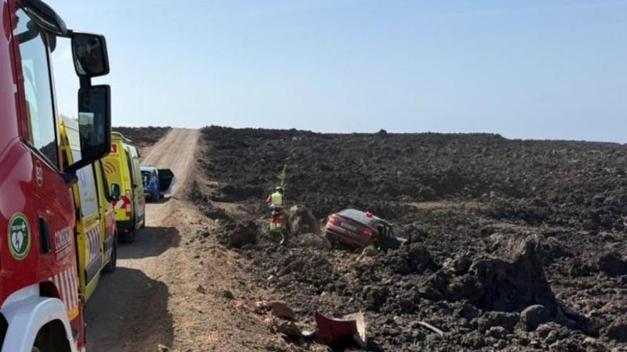 Dos personas graves después de que un coche se saliera de la vía en Lanzarote