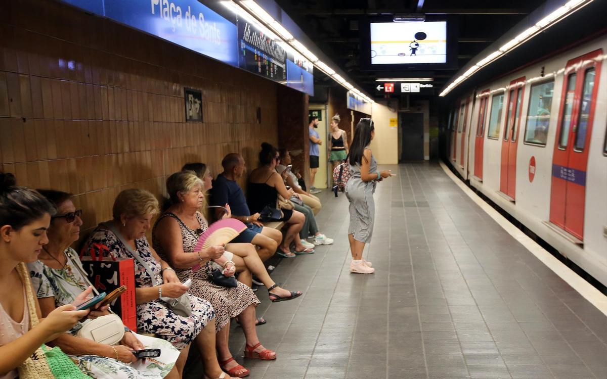 Calor en el metro de Barcelona