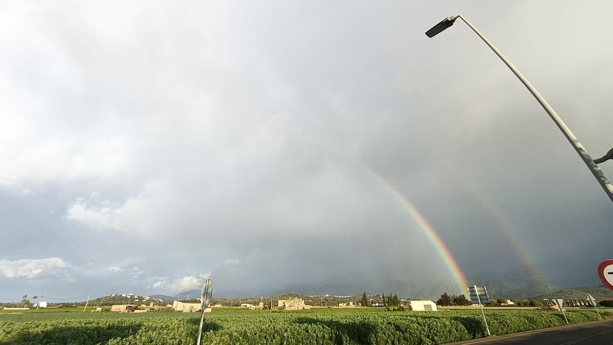 El doble arcoíris en sa Pobla.