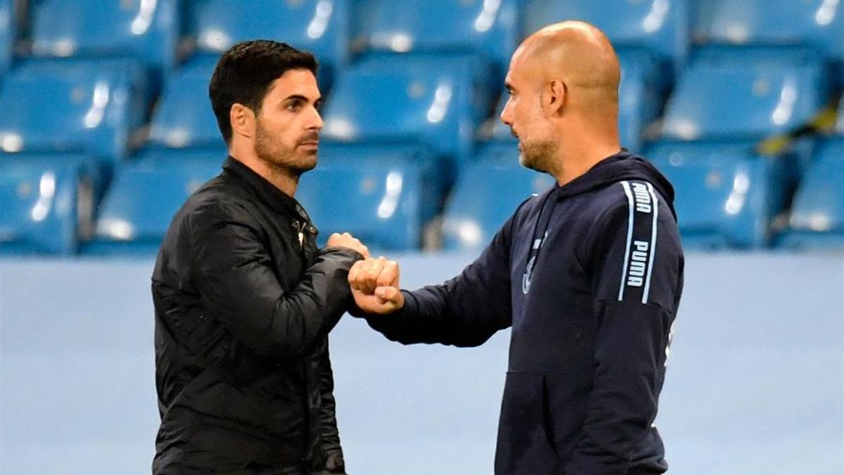 Arteta y Guardiola se saludan en uno de sus enfrentamientos.