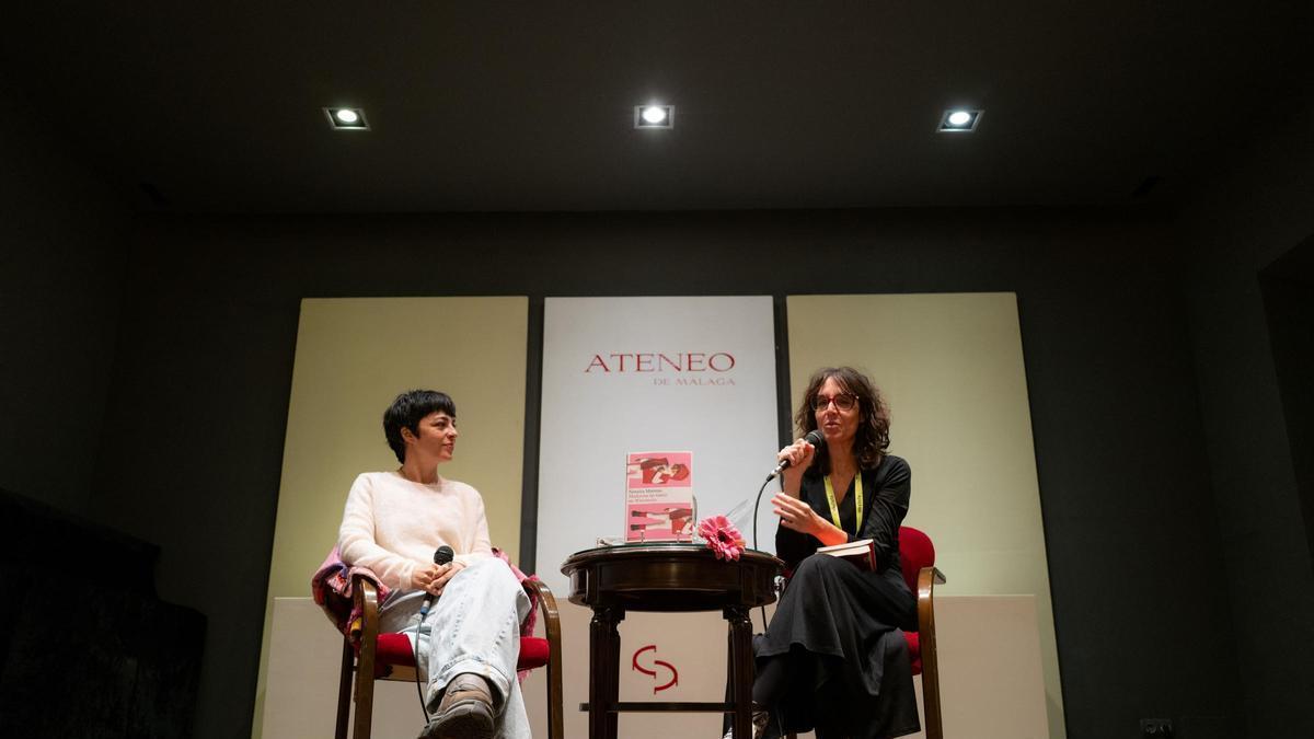 Natalia Moreno (a la izda.) en la presentación de 'Madonna no nació en Wisconsin' en el Festival de Málaga