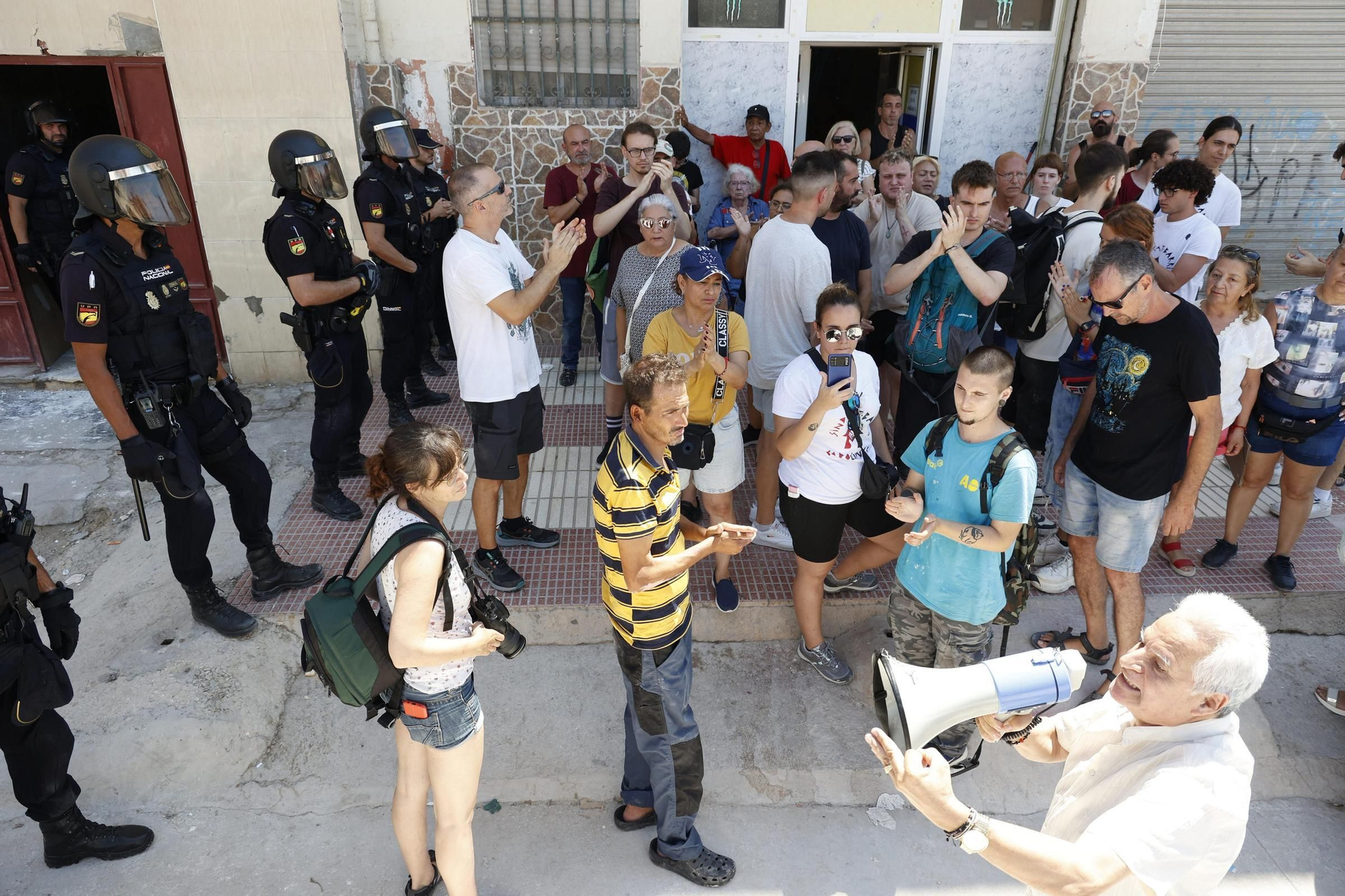 Desahucio en el barrio de Nou Alacant
